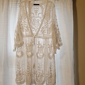 White Laced Bohemian kimono, XL